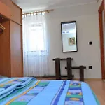 In 33612 Lägenhet Veli Lošinj