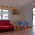 In 33612 *