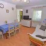 Apartment In 33612 Veli Lošinj